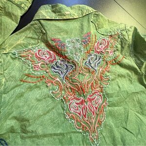 Roar western shirt embroidered pearl buttons cowgirl fitted acid wash medium